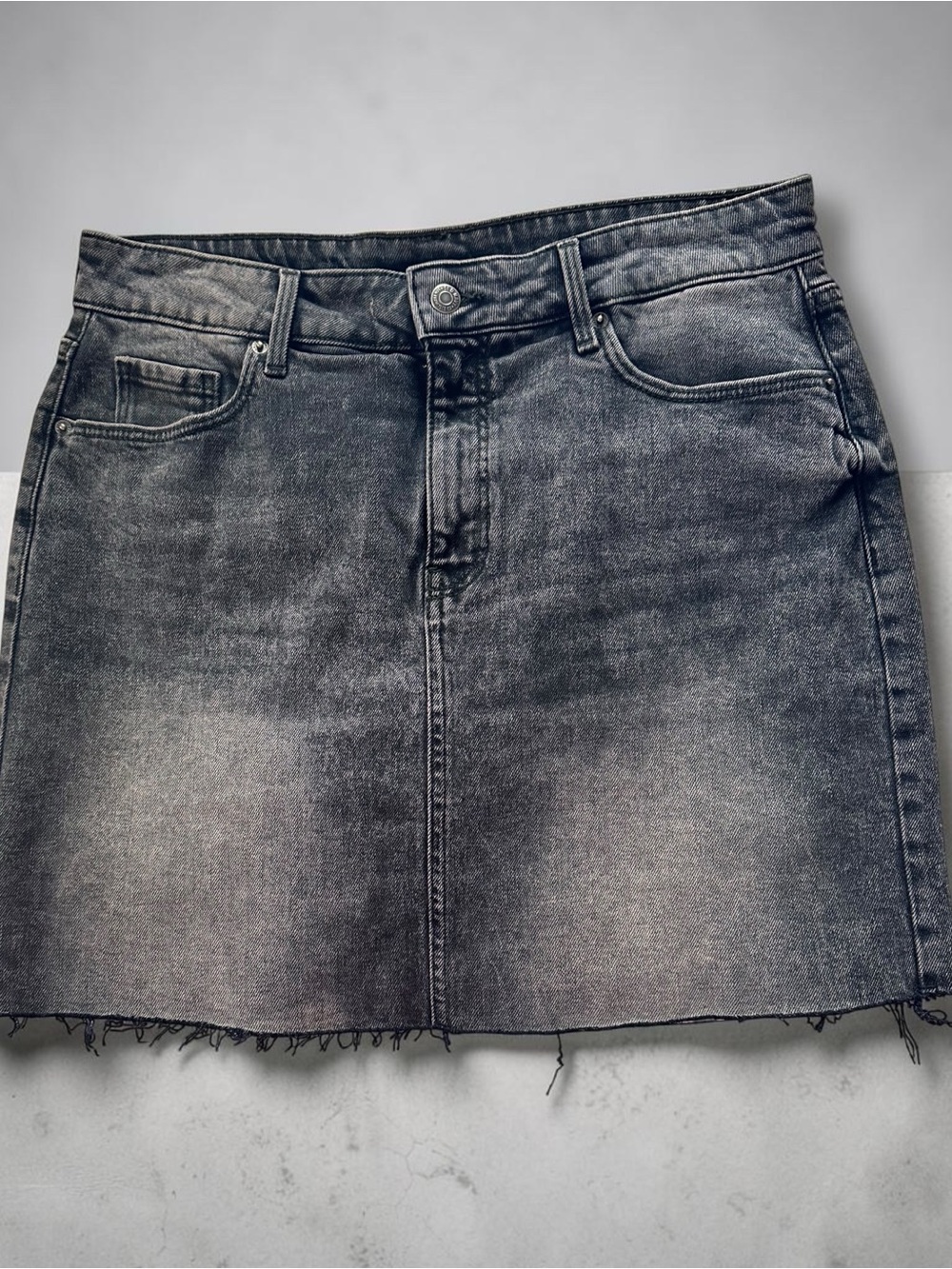 Old  Navy Women's Black Washed Denim Mini Skirt -Size 10